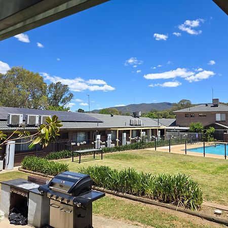 Tumut Valley Motel Pet Friendly Luaran gambar
