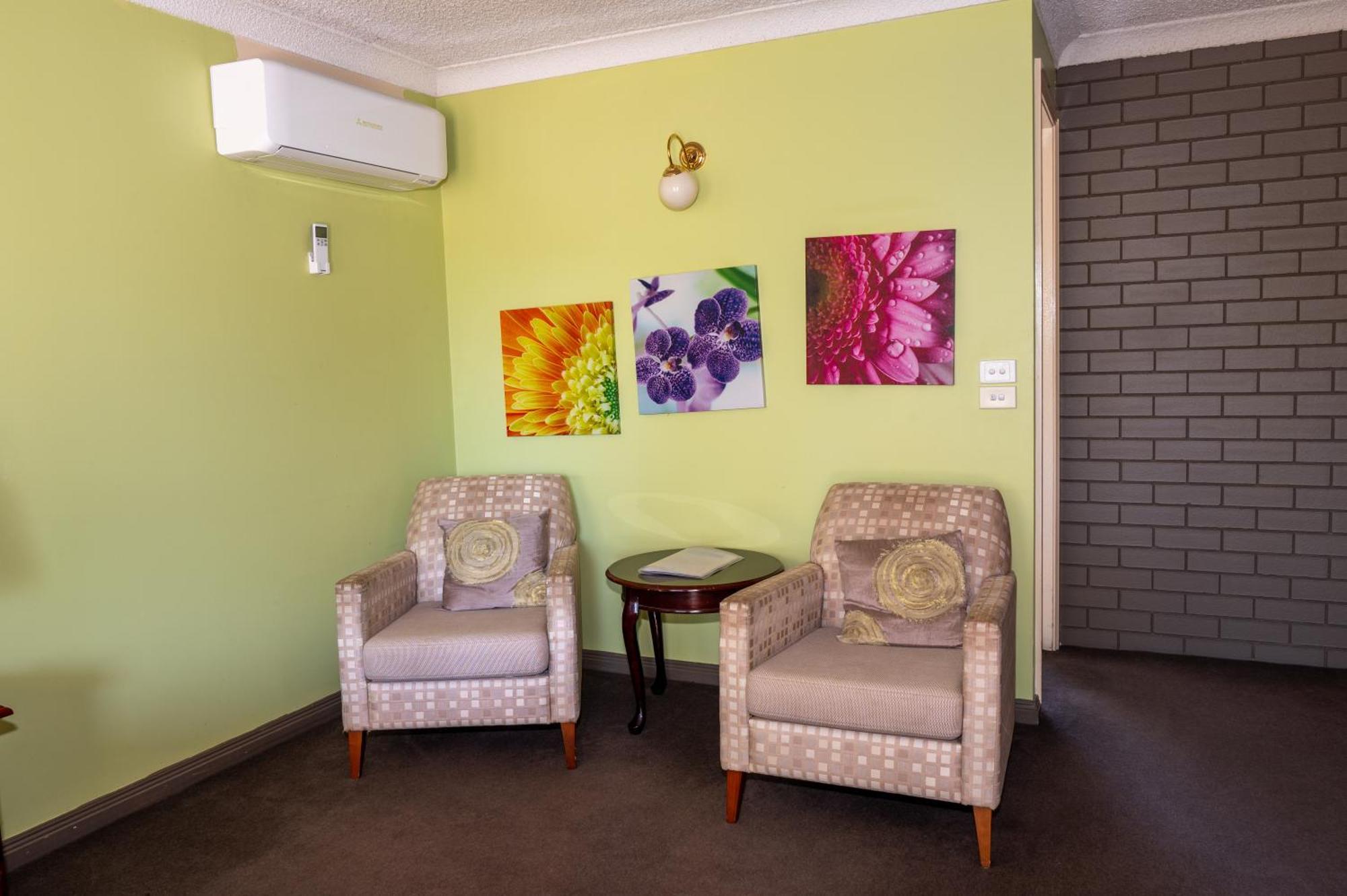 Tumut Valley Motel Pet Friendly Luaran gambar