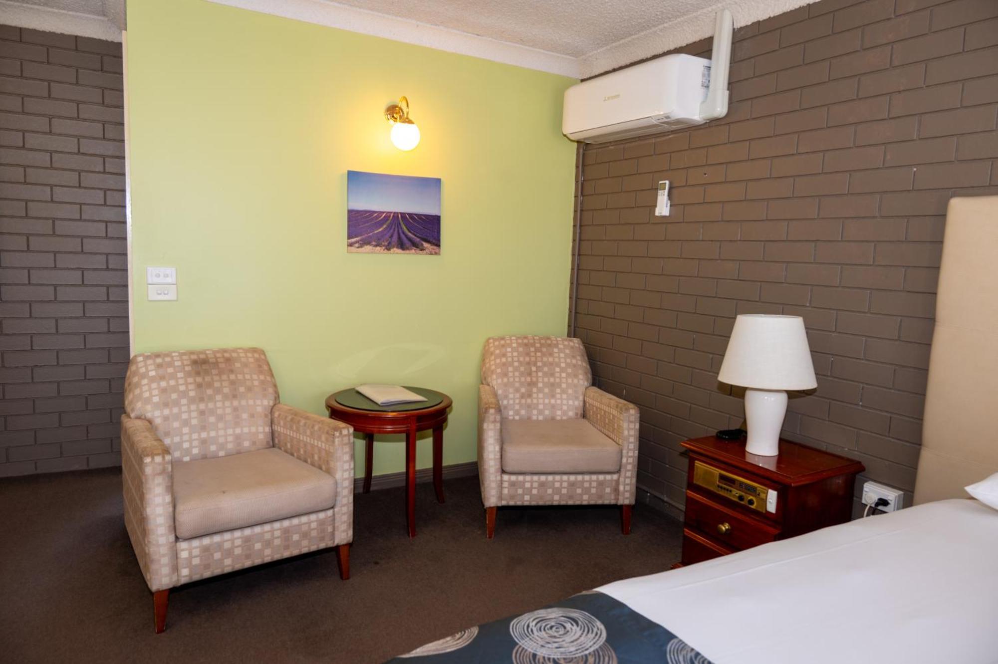Tumut Valley Motel Pet Friendly Luaran gambar