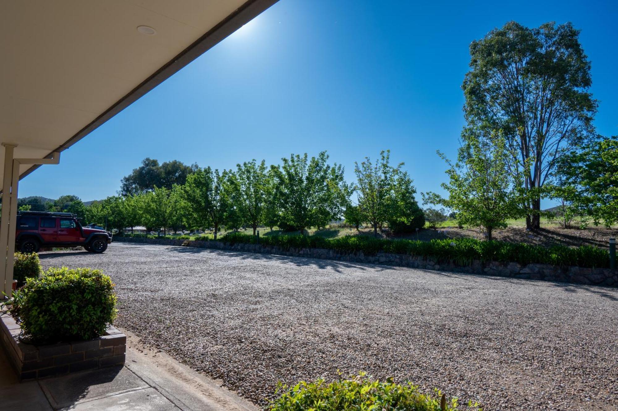 Tumut Valley Motel Pet Friendly Luaran gambar