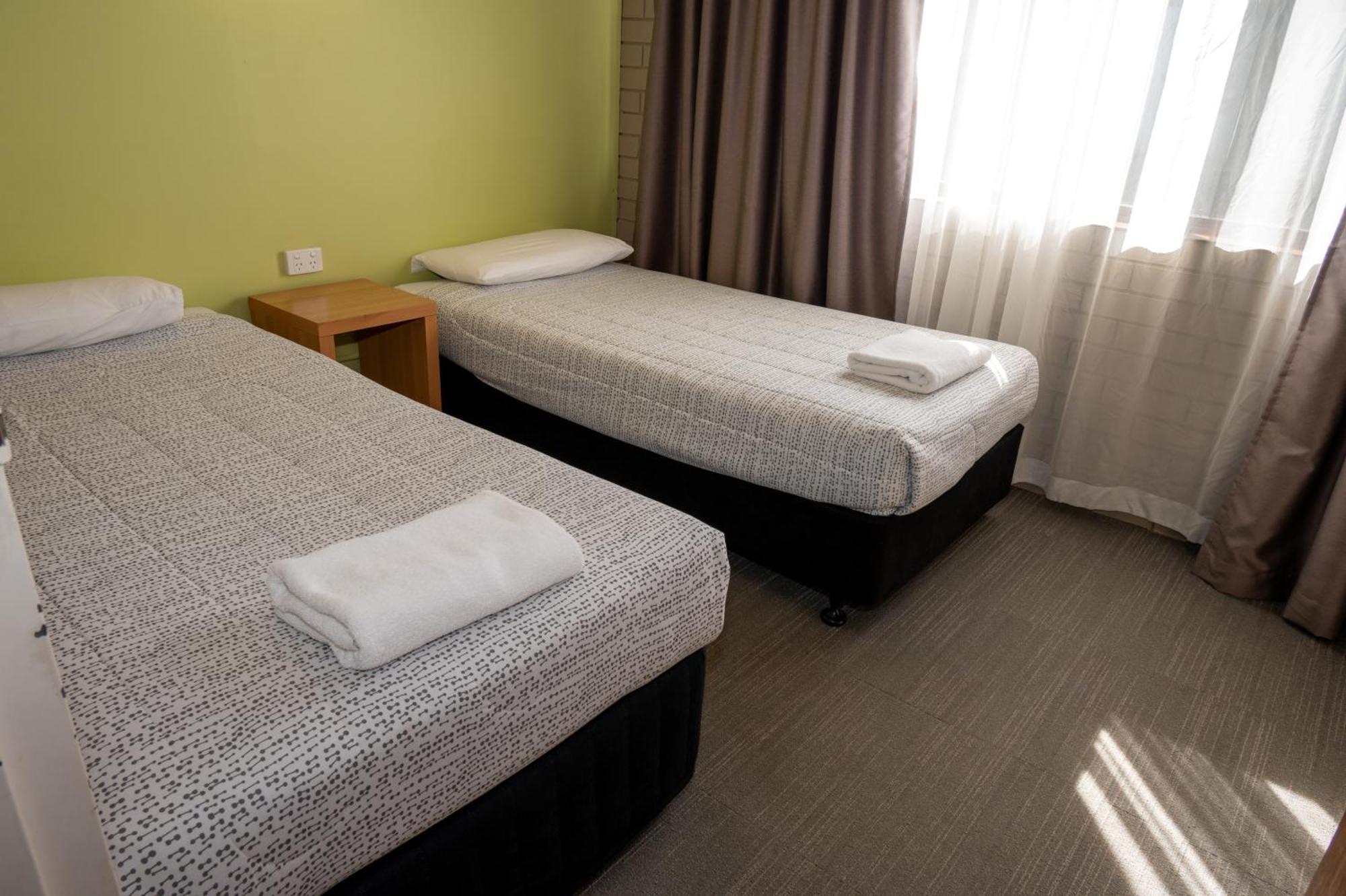 Tumut Valley Motel Pet Friendly Luaran gambar