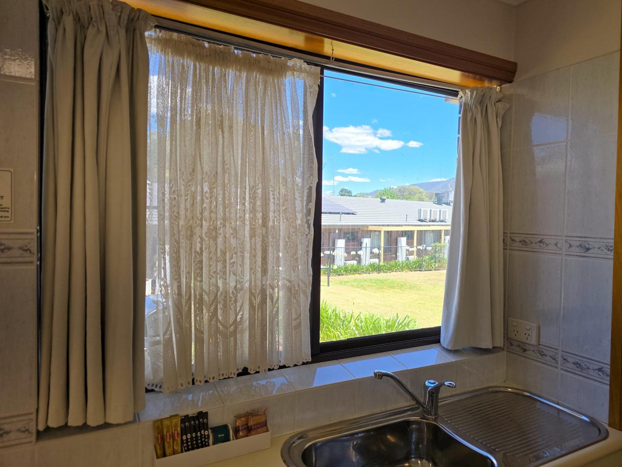 Tumut Valley Motel Pet Friendly Luaran gambar