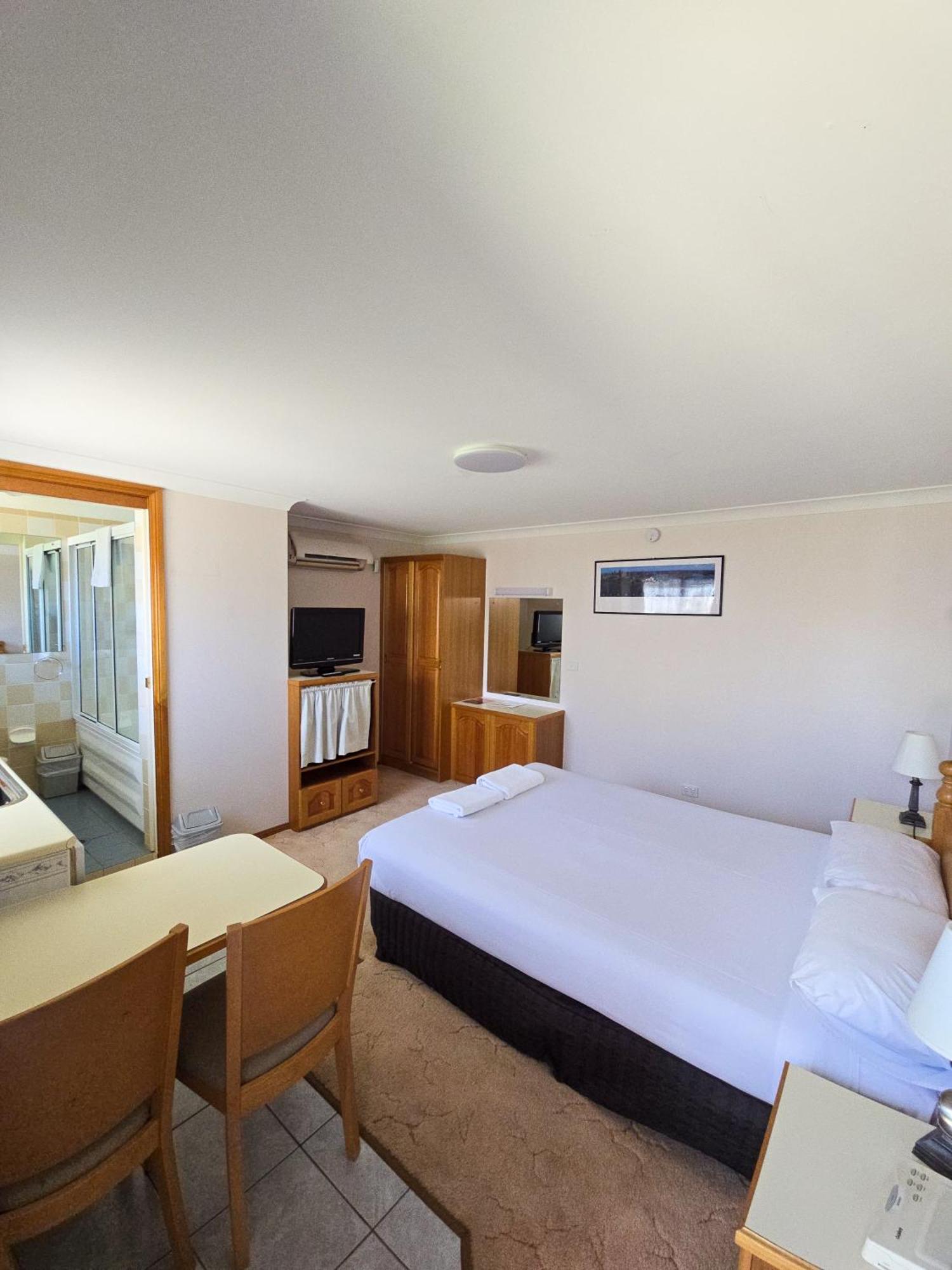 Tumut Valley Motel Pet Friendly Luaran gambar